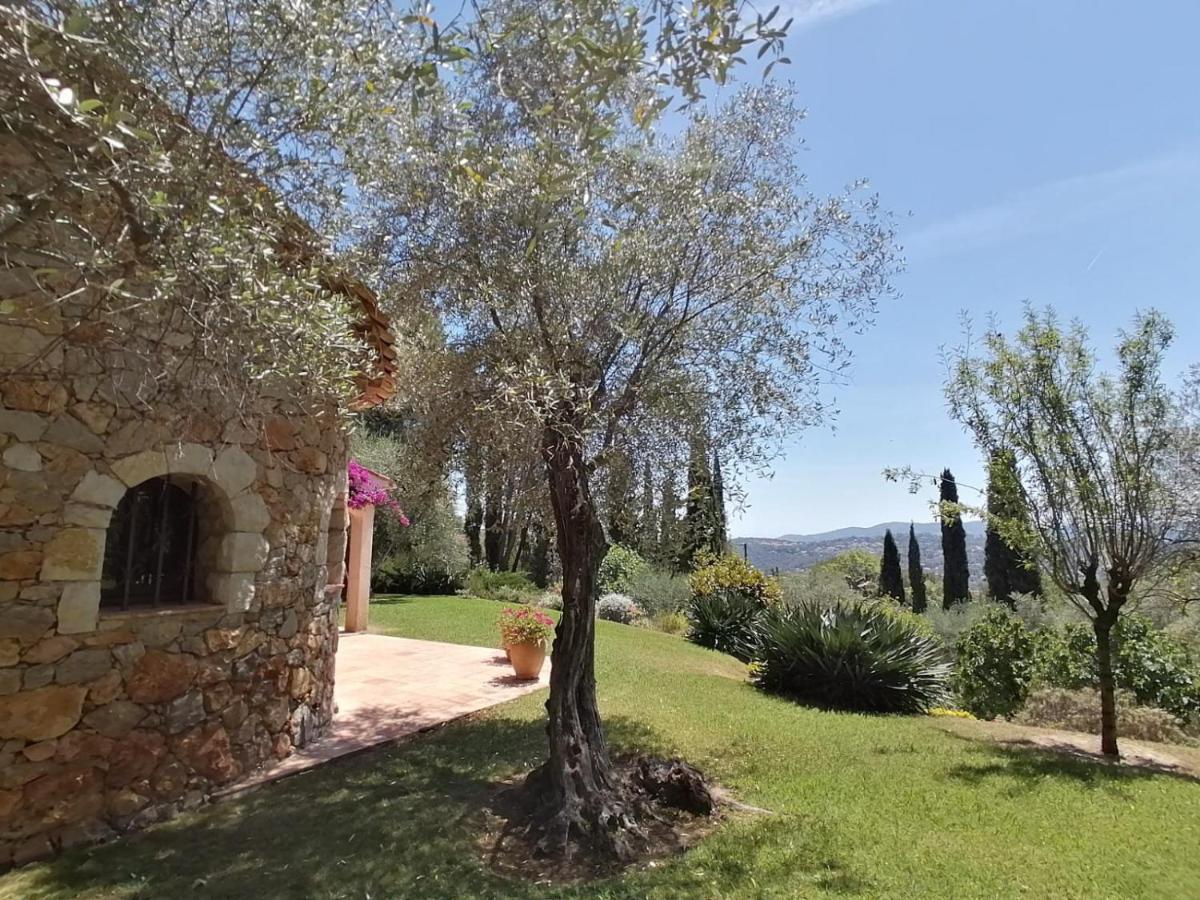 Bed and Breakfast La Perasceda Spéracèdes Exterior foto
