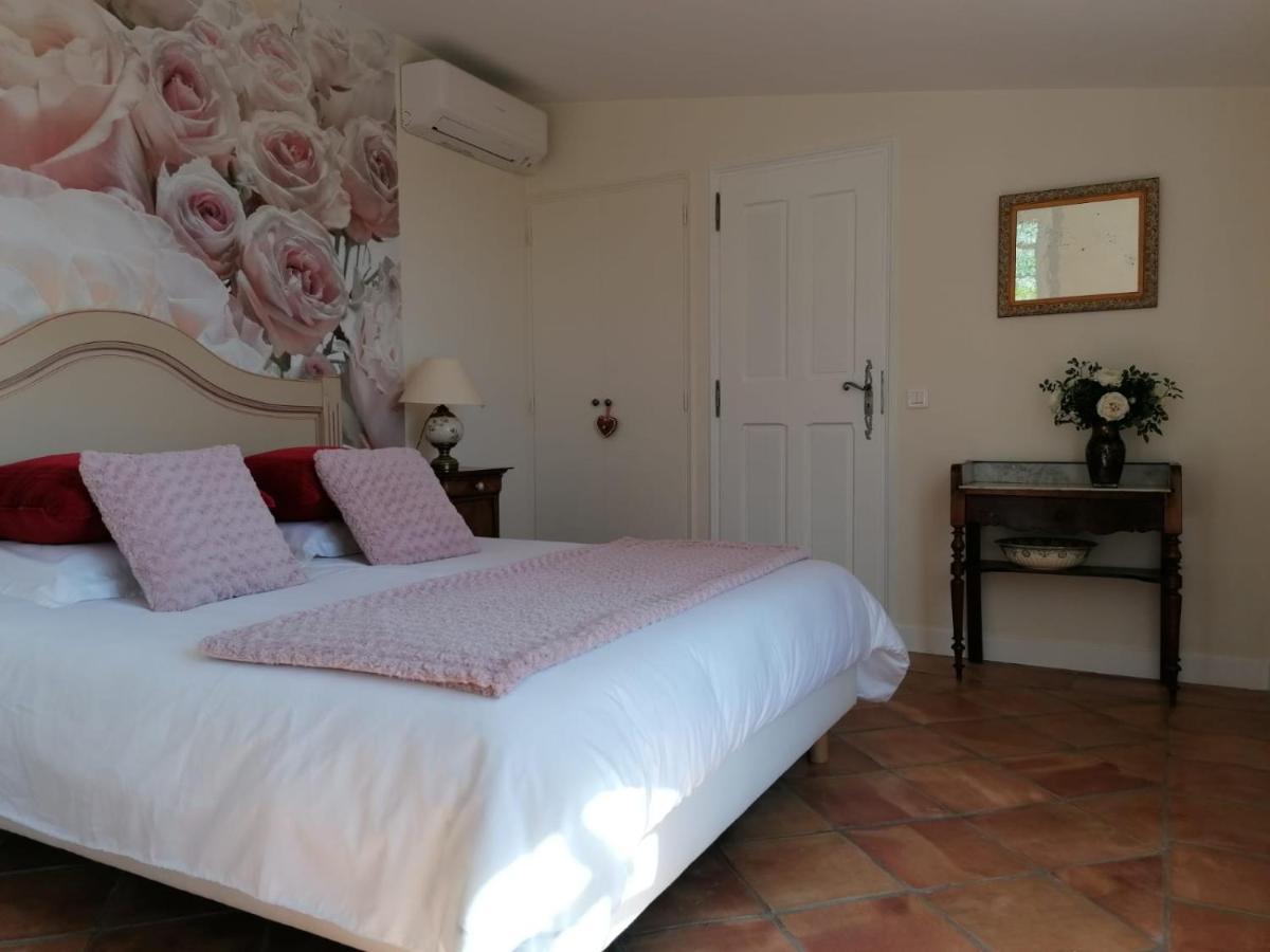 Bed and Breakfast La Perasceda Spéracèdes Exterior foto