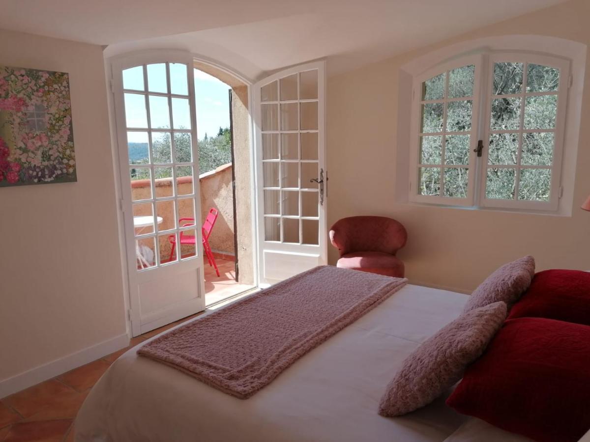 Bed and Breakfast La Perasceda Spéracèdes Exterior foto